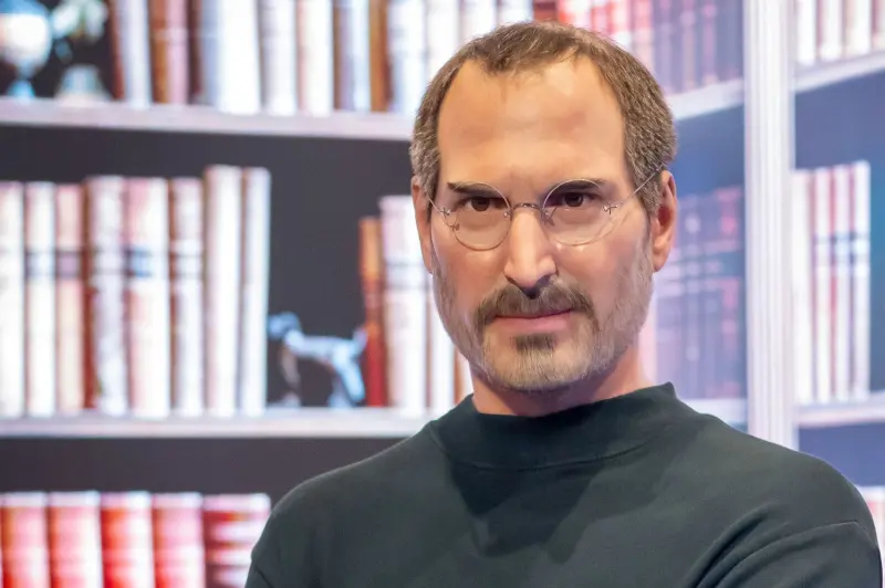 Steve Jobs figurája a Madame Tussauds Budapestben