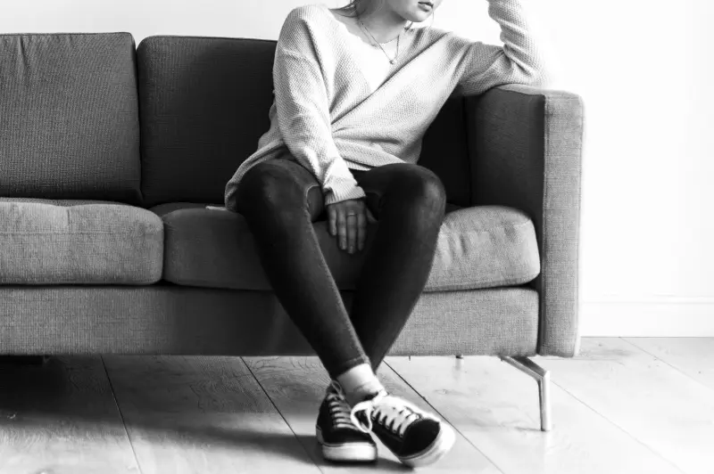 portrait stressed caucasian woman depression suicide freepik