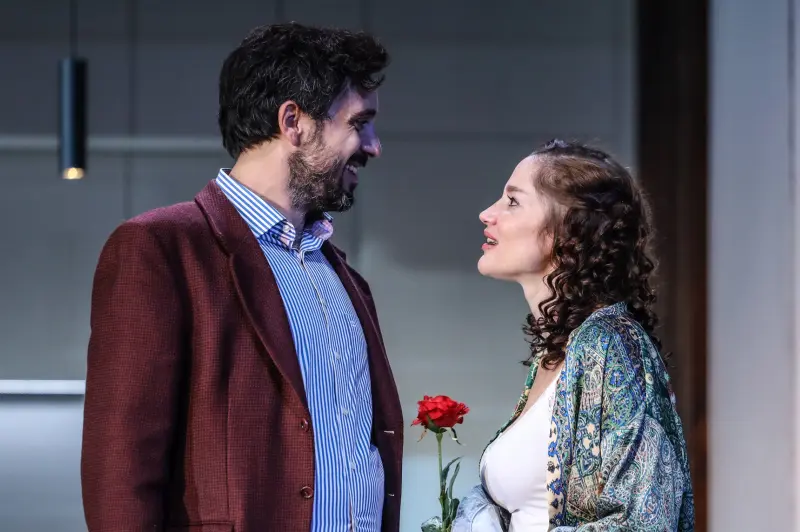 Szabó Kimmel Tamás és Martinovics Dorina a Tiszta őrületben. Fotó: Horváth Judit / Centrál Színház