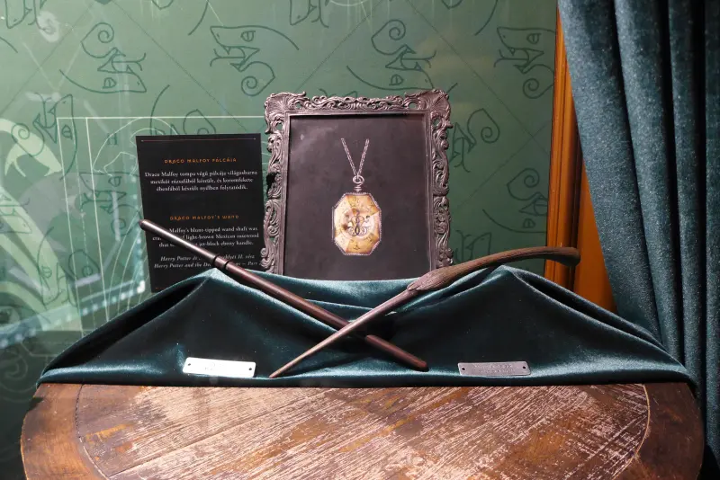 Draco Malfoy és Bellatrix Lestrange varázspálcái, Harry Potter-kiállítás, 2026. február 6.