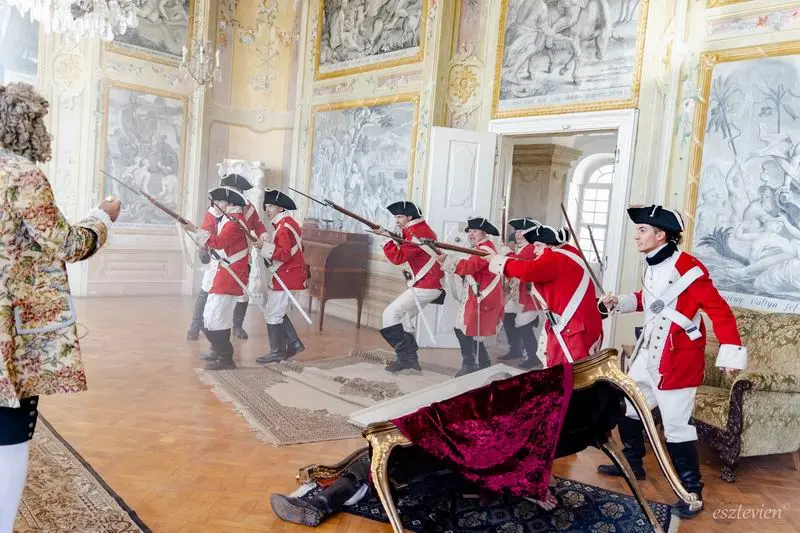 Ráday kastély, Pécel, Karib-tenger kalózai - A lámpás titka