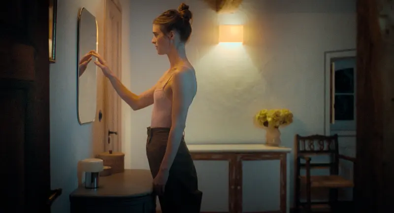 Mackenzie Davis a Jegyzeteim a Marsról című filmben. Fotó: Poste Restante