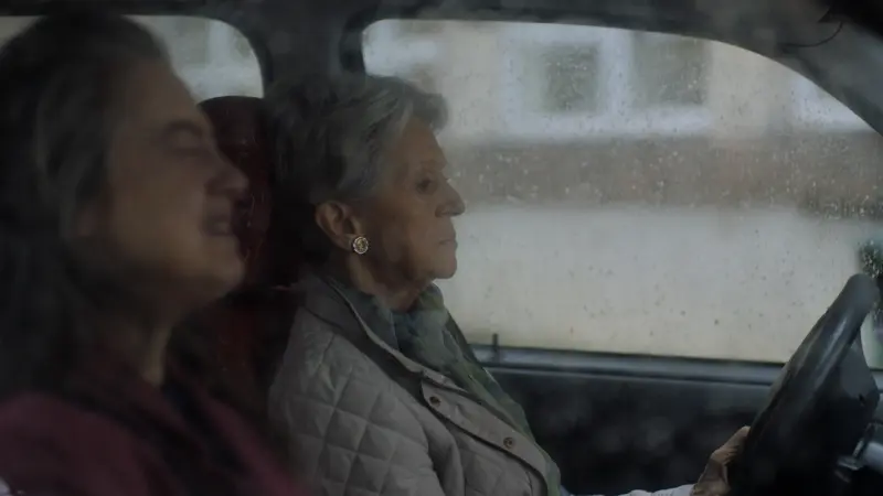 Für Anikó és Hámori Ildikó a Mommy Blue című filmben. Fotó: InterCom
